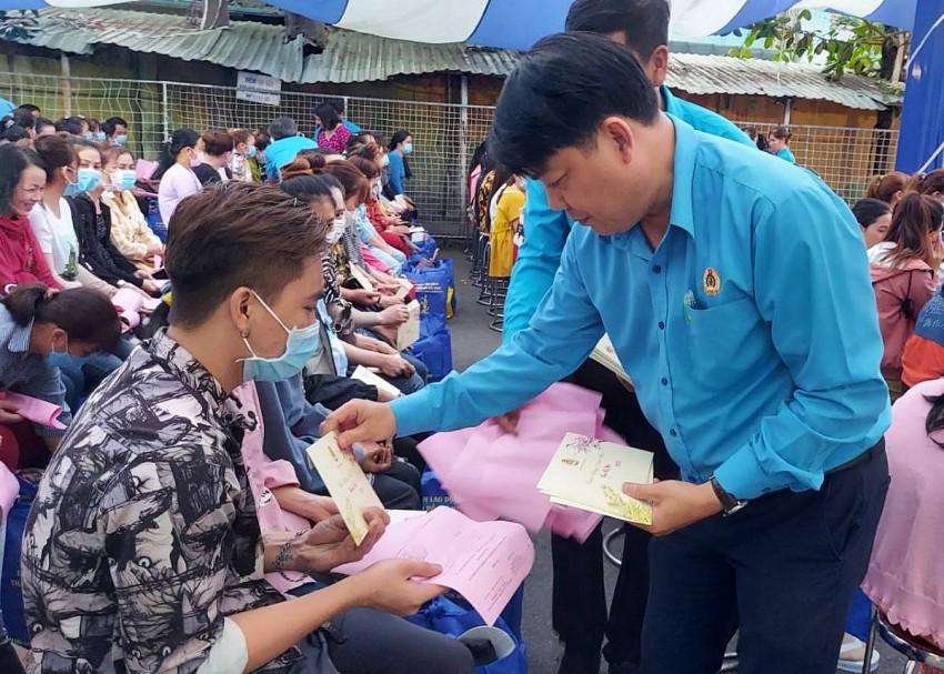 Doanh nghiệp tại TP Hồ Chí Minh thưởng Tết 2025 cao nhất cả nước