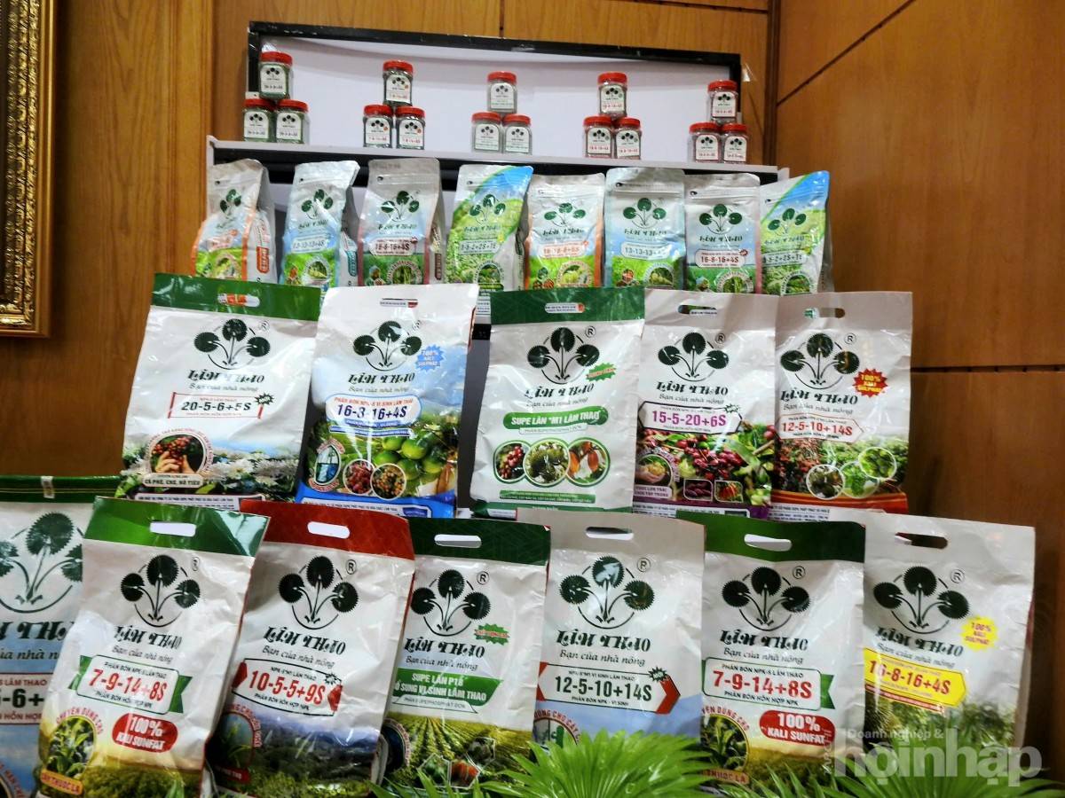 Supe Lâm Thao ra mắt sản phẩm phân bón mới năm 2025: Hướng tới nông nghiệp bền vững Supe Lâm Thao ra mắt sản phẩm phân bón mới năm 2025: Hướng tới nông nghiệp bền vững