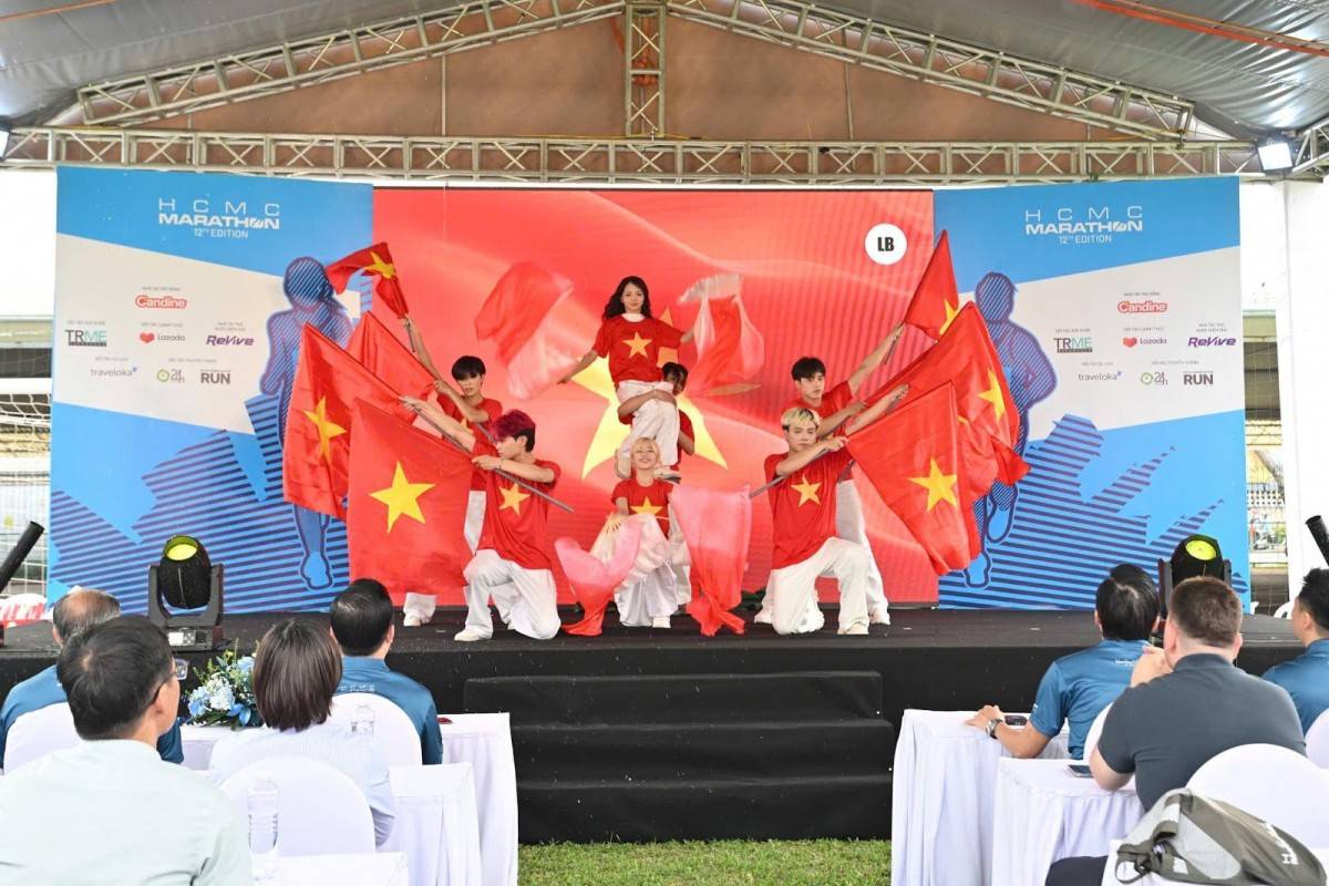 Tiết mục mở màn Lễ khai mạc Giải Marathon TP. Hồ Chí Minh 2025