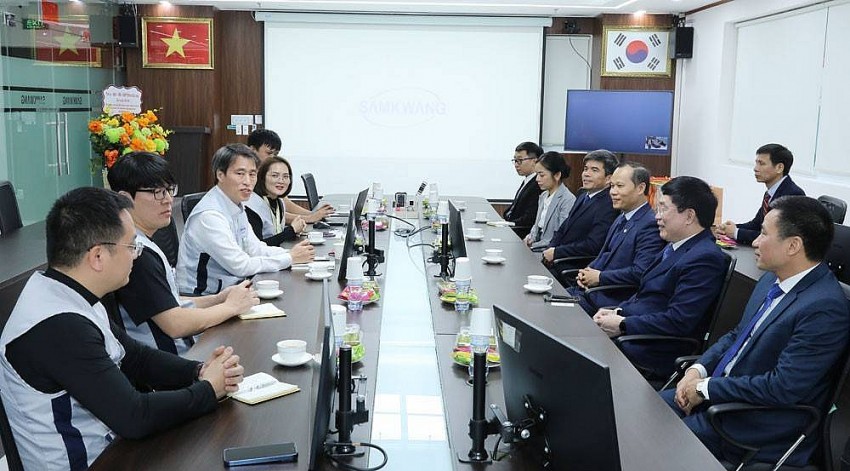 Lãnh đạo UBND tỉnh Bắc Giang thăm và chúc Tết doanh nghiệp FDI