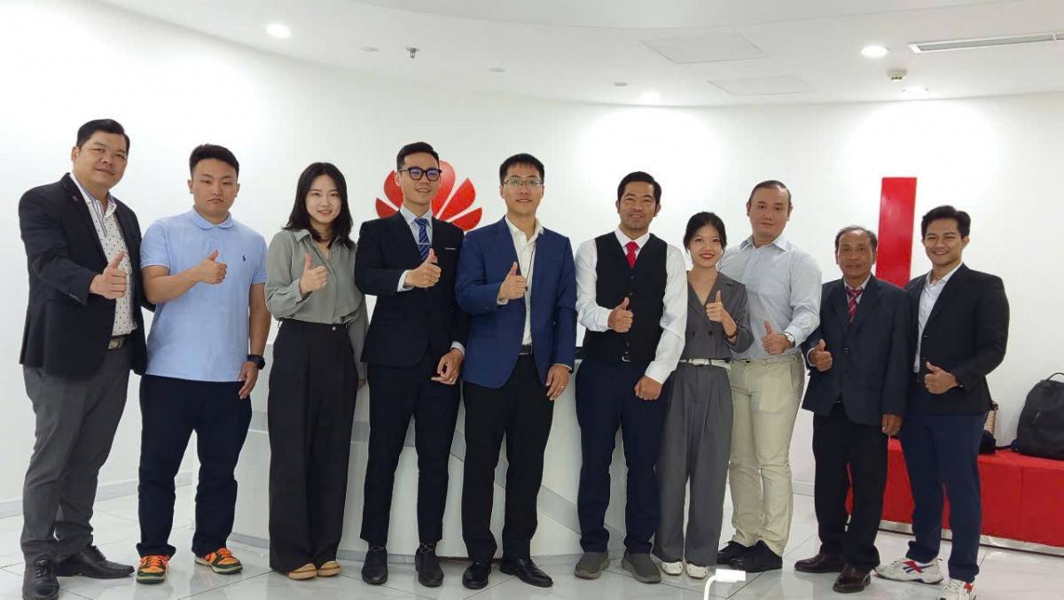 Hợp tác giữa Green Power và Huawei: Bước tiến lớn trong phát triển điện năng lượng mặt trời 100MWp Hợp tác giữa Green Power và Huawei: Bước tiến lớn trong phát triển điện năng lượng mặt trời 100MWp