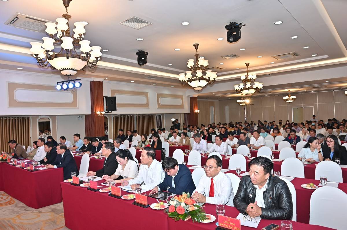 Khánh Hòa gặp mặt, chúc Tết các cơ quan báo chí nhân dịp Tết Nguyên đán Ất Tỵ 2025 và Hội nghị tổng kết công tác báo chí năm 2024.