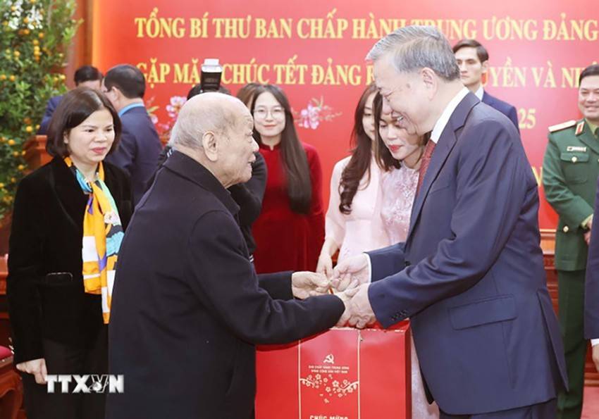 Tổng Bí thư Tô Lâm thăm và làm việc với Ban Chấp hành Đảng bộ tỉnh Bắc Ninh Tổng Bí thư Tô Lâm thăm và làm việc với Ban Chấp hành Đảng bộ tỉnh Bắc Ninh
