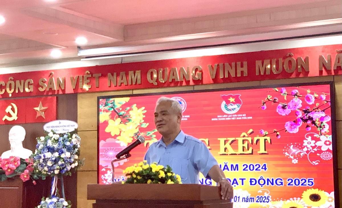 TS. Lê Hồng Liêm - Phó Chủ tịch Thường trực phía Nam Trung ương Hội Hữu nghị Việt Nam - Campuchia, Trưởng BLL Cựu CB Đoàn TNVN phía Nam, phát biểu kết luận hội nghị.