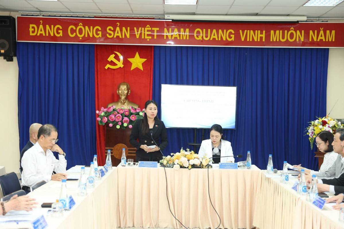 Bà Lê Thương - người Việt Nam ở Nhật Bản, Phó Chủ Tịch Thường trực Hiệp hội Xúc tiến Hợp tác Kinh tế Việt Nam - Nhật Bản