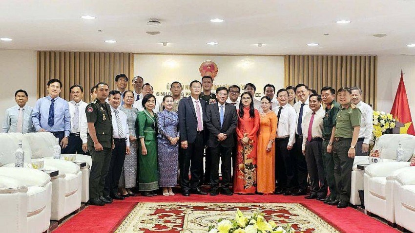 Lãnh đạo tỉnh Bình Dương tiếp Đoàn đại biểu cấp cao tỉnh Kandal - Vương Quốc Campchia