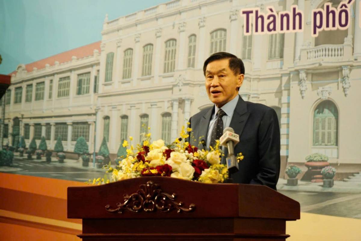 ông Johnathan Hạnh Nguyễn, người Việt Nam ở Hoa Kỳ - Chủ tịch Tập đoàn Liên Thái Bình Dương