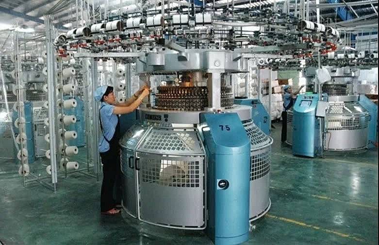 Các khảo sát của Chương trình Quốc gia về sử dụng năng lượng tiết kiệm và hiệu quả giai đoạn 2019 - 2030 cho thấy, tiềm năng tiết kiệm năng lượng trong công nghiệp có thể đạt từ 20%-30%. Các khảo sát của Chương trình Quốc gia về sử dụng năng lượng tiết kiệm và hiệu quả giai đoạn 2019 - 2030 cho thấy, tiềm năng tiết kiệm năng lượng trong công nghiệp có thể đạt từ 20%-30%.