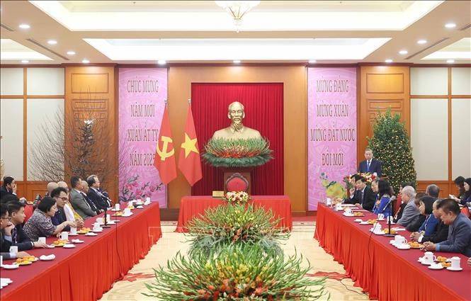 Tổng Bí thư Tô Lâm tiếp đoàn kiều bào tiêu biểu tham dự Chương trình 'Xuân Quê hương 2025'