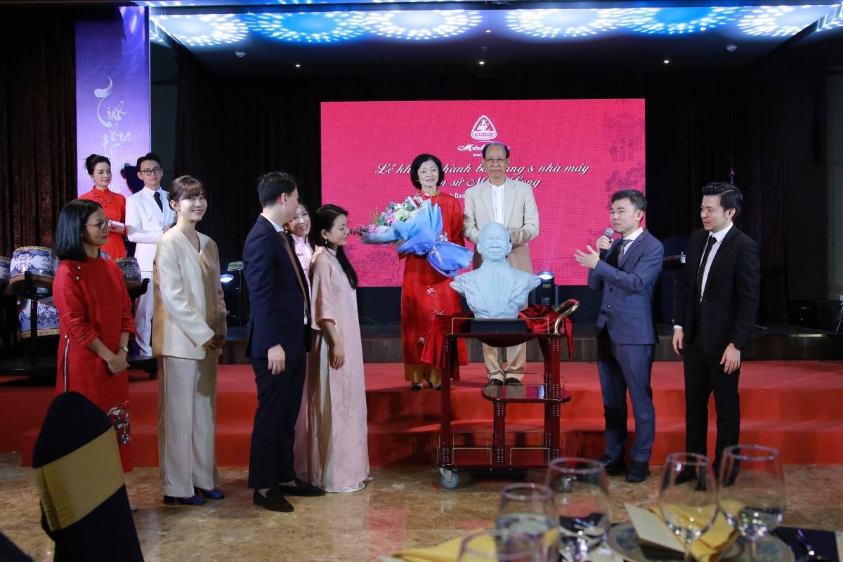 Ông Lý Ngọc Minh nhà - sáng lập công ty Minh Long “Đồng vợ đồng chồng tát biển Đông cũng cạn”