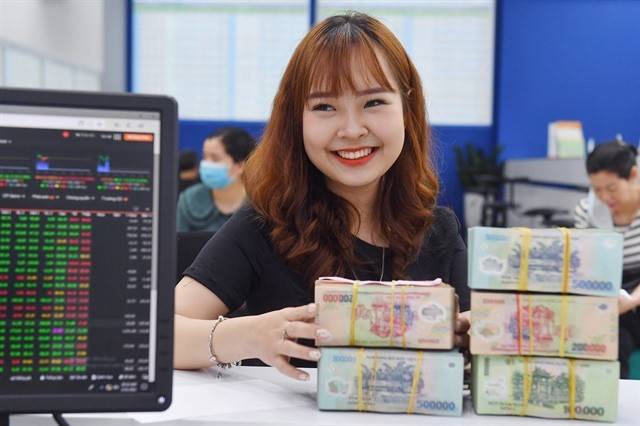 Lãi suất ngân hàng ngày 22/4/2025: Chỉ còn 3 nhà băng giữ mức 6%/năm Lãi suất ngân hàng ngày 22/4/2025: Chỉ còn 3 nhà băng giữ mức 6%/năm