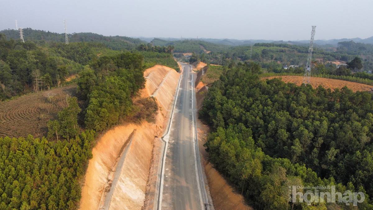 Tiến độ ấn tượng của dự án tuyến đường kết nối km30 cao tốc Tuyên Quang - Phú Thọ đến Thanh Ba