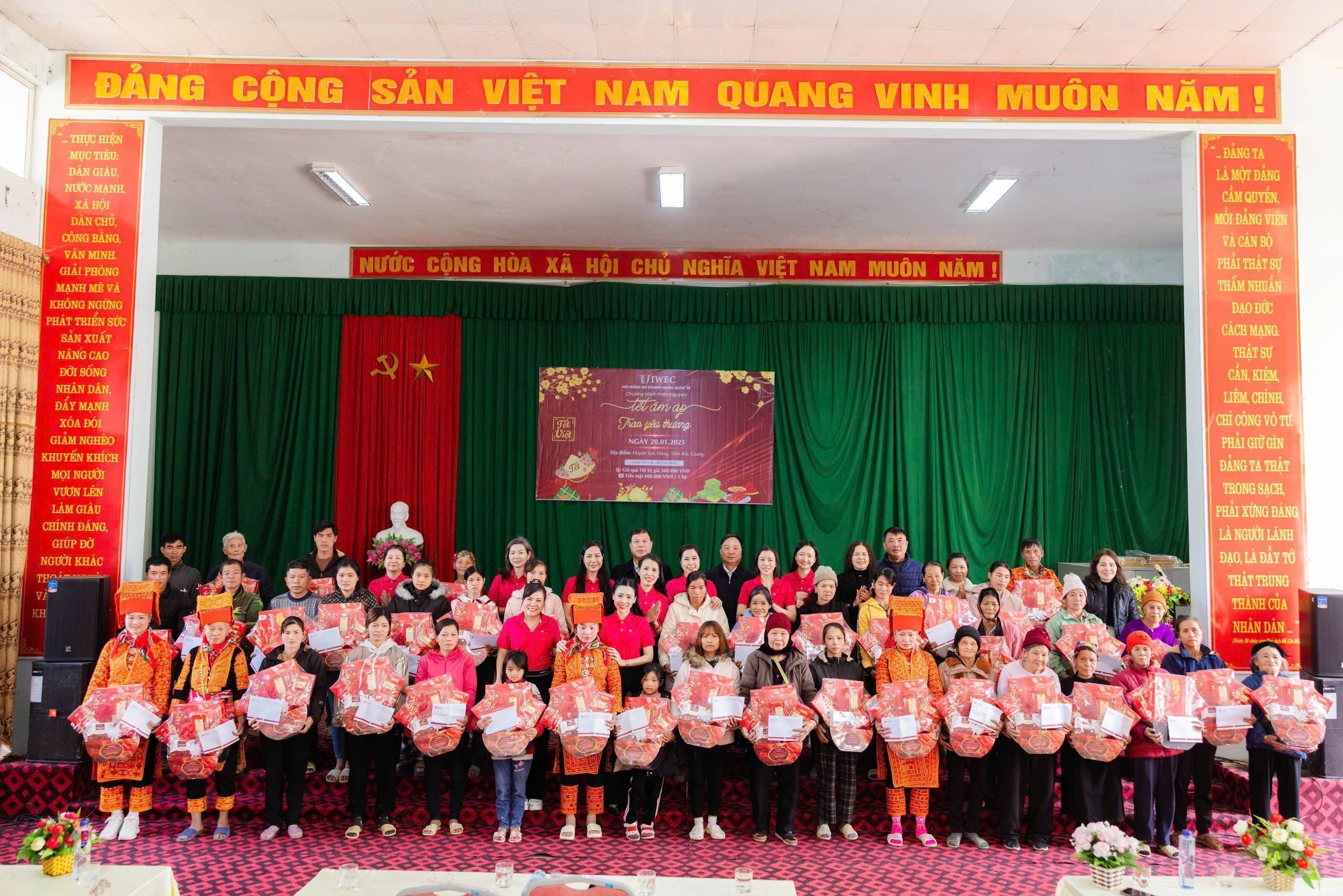 Hội đồng nữ doanh nhân quốc tế: Hành trình nhân ái đến những hoàn cảnh khó khăn tại Bắc Giang