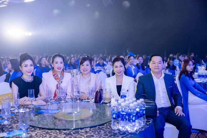 Hệ thống Anh ngữ Quốc tế Ocean Edu kỷ niệm 18 năm thành lập