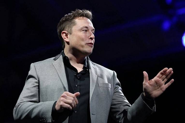 Tỷ phú Elon Musk công bố thử nghiệm internet vệ tinh cho smartphone