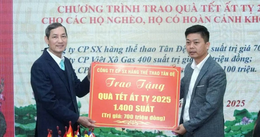 Doanh nghiệp tỉnh Thái Bình ủng hộ hơn 33 nghìn suất quà Tết tặng người nghèo, người có hoàn cảnh khó khăn Doanh nghiệp tỉnh Thái Bình ủng hộ hơn 33 nghìn suất quà Tết tặng người nghèo, người có hoàn cảnh khó khăn