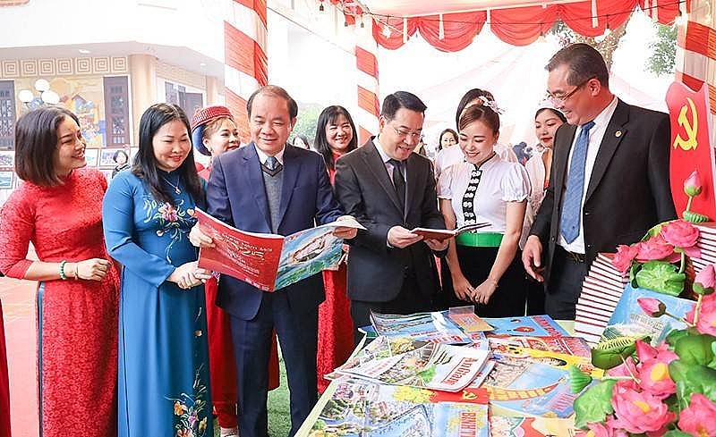 Yên Bái: Hội Báo Xuân thu hút nhiều cơ quan báo chí, tạp chí tham dự