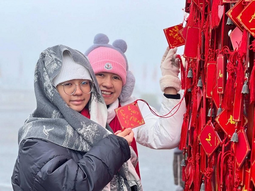 Du lịch Tết Nguyên đán 2025 sôi động khắp cả nước, TP. Hồ Chí Minh dẫn đầu lượng khách