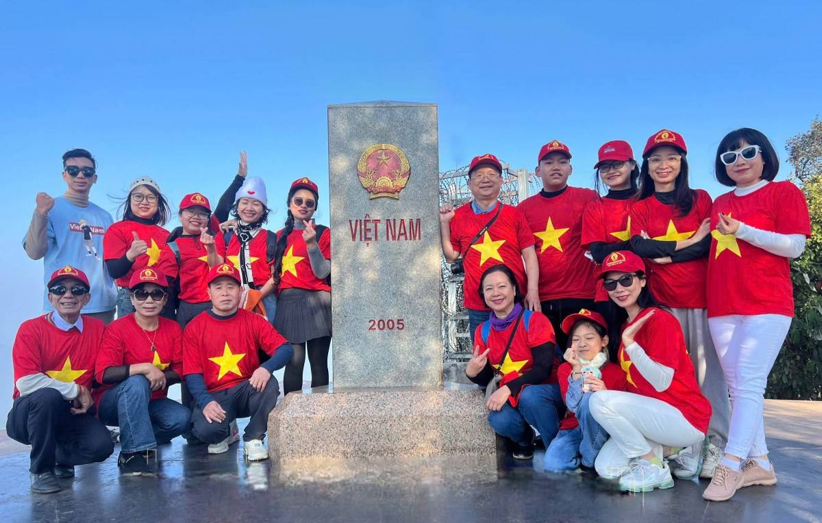 Điện Biên: Doanh thu từ các hoạt động du lịch trong dịp Tết đạt 77 tỷ đồng Điện Biên thu hút hơn 42.500 du khách dịp Tết Nguyên Đán Ất Tỵ 2025