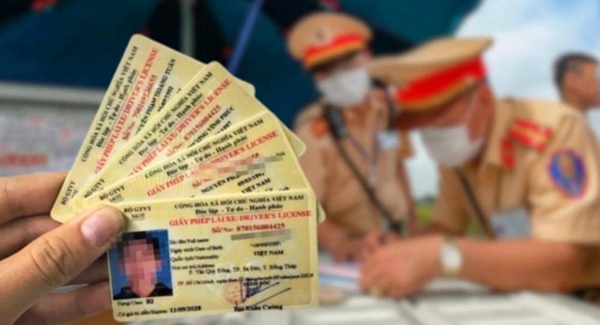 Cá nhân có thể nộp hồ sơ thông qua hình thức trực tiếp hoặc gửi hồ sơ qua dịch vụ công trực tuyến đến Sở Giao thông vận tải