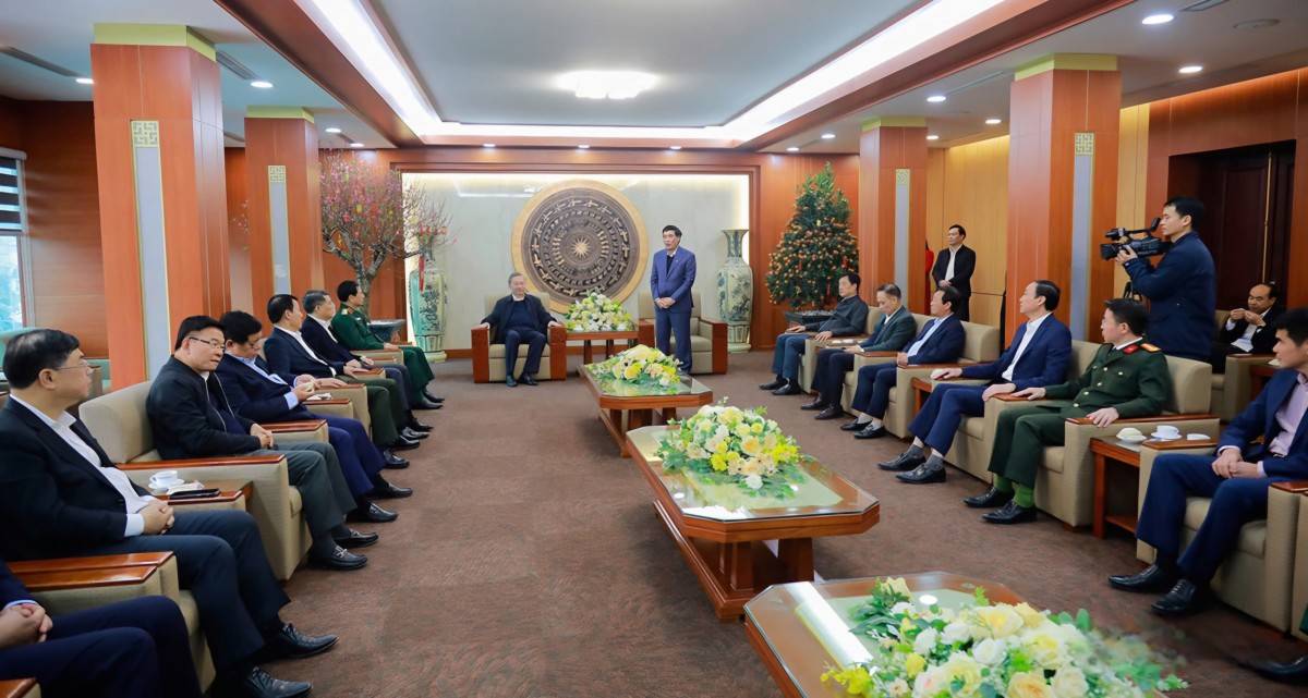 Tổng Bí thư Tô Lâm thăm và chúc Tết Đảng bộ, chính quyền và nhân dân tỉnh Phú Thọ