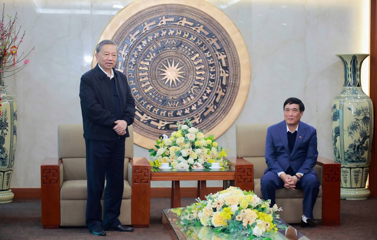 Tổng Bí thư Tô Lâm thăm và chúc Tết Đảng bộ, chính quyền và nhân dân tỉnh Phú Thọ