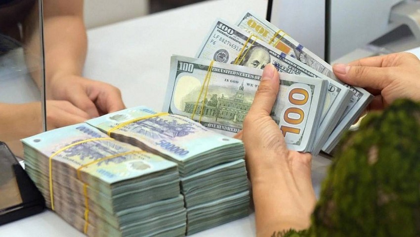 Lãi suất liên ngân hàng bật tăng, Ngân hàng Nhà nước bơm ròng hơn 35.000 tỷ đồng