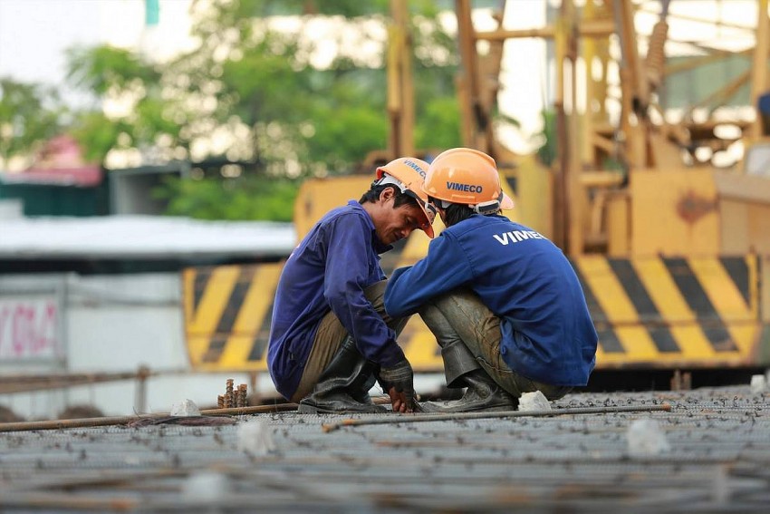 Bãi bỏ loạt quy định về lao động, tiền lương từ ngày 15/2