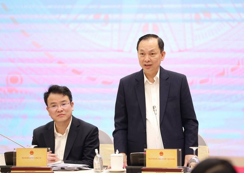 Phó Thống đốc NHNN Đào Minh Tú: Muốn tăng trưởng phải đầu tư, muốn đầu tư phải có vốn Phó Thống đốc Ngân hàng Nhà nước Đào Minh Tú: Muốn tăng trưởng phải đầu tư, muốn đầu tư phải có vốn