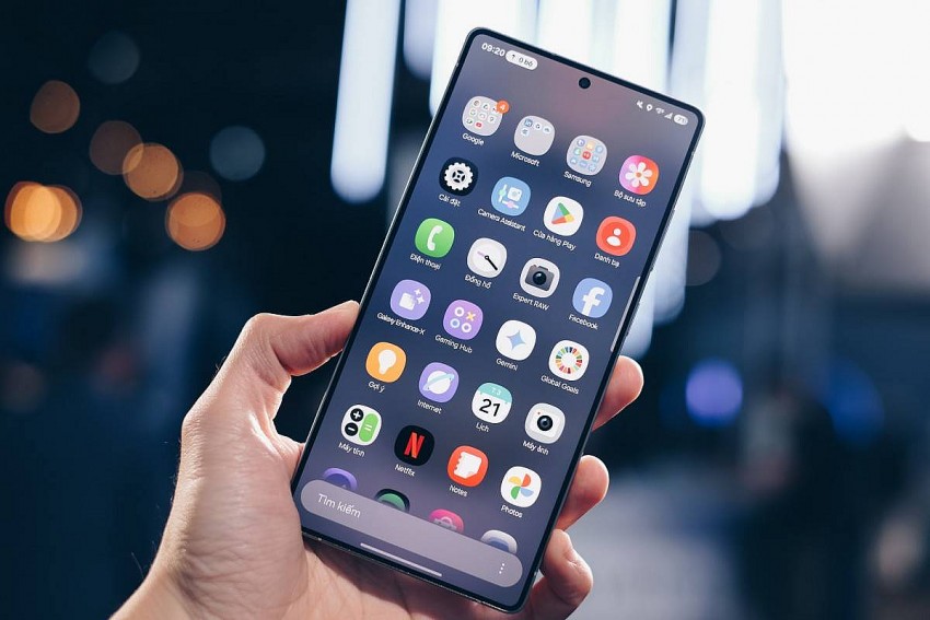 So sánh Galaxy S25 Ultra và iPhone 16 Pro Max: Đâu là lựa chọn đáng giá nhất ? So sánh Galaxy S25 Ultra và iPhone 16 Pro Max: Đâu là lựa chọn đáng giá nhất ?