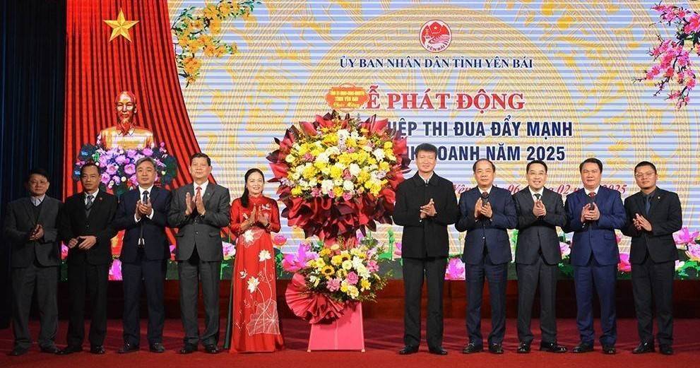 Yên Bái: Khối doanh nghiệp phát động thi đua đẩy mạnh sản xuất kinh doanh năm 2025