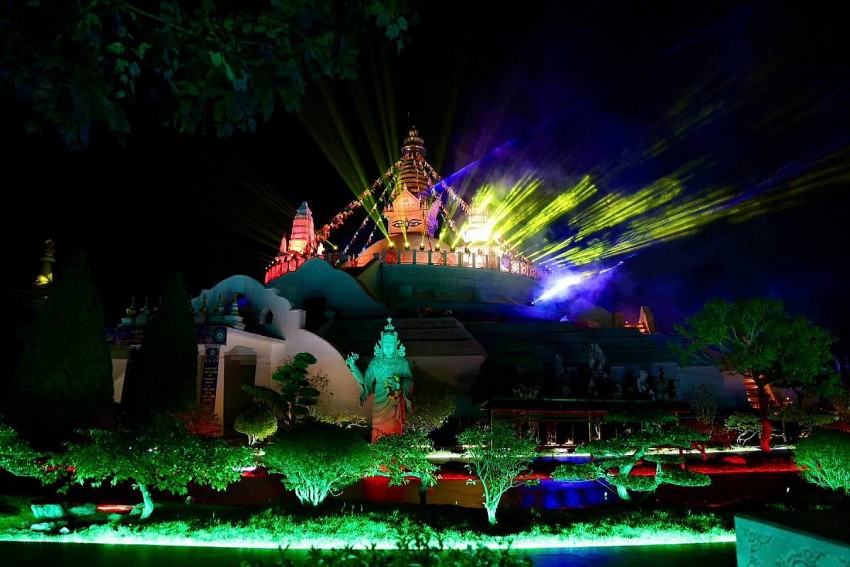 Ngôi Bảo tháp Mandala linh thiêng giữa không gian hùng vĩ đậm chất thơ của núi rừng Tam Đảo