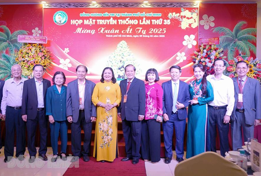 Họp mặt đồng hương Bến Tre lần thứ 35: Kết nối, tri ân và phát triển quê hương Họp mặt đồng hương Bến Tre lần thứ 35: Kết nối, tri ân và phát triển quê hương