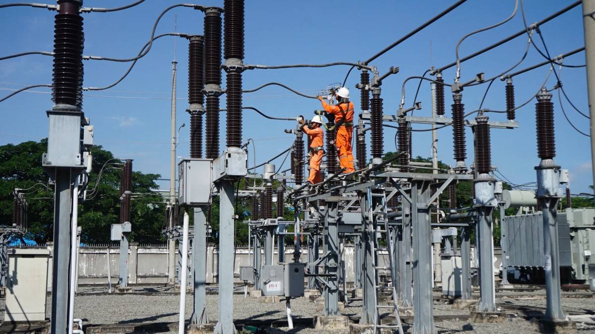 EVNSPC: Thi đua 90 ngày hoàn thành đóng điện 50 công trình lưới điện 110kv