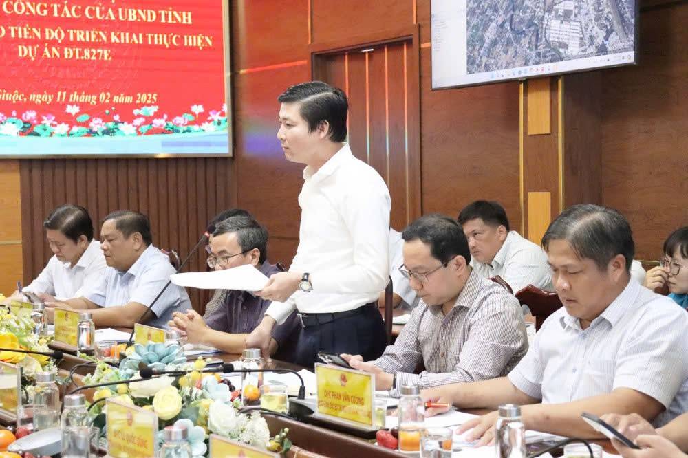 Giám đốc Sở Kế hoạch và Đầu tư - Trương Văn Liếp trả lời kiến nghị của các địa phương Giám đốc Sở Kế hoạch và Đầu tư - Trương Văn Liếp trả lời kiến nghị của các địa phương