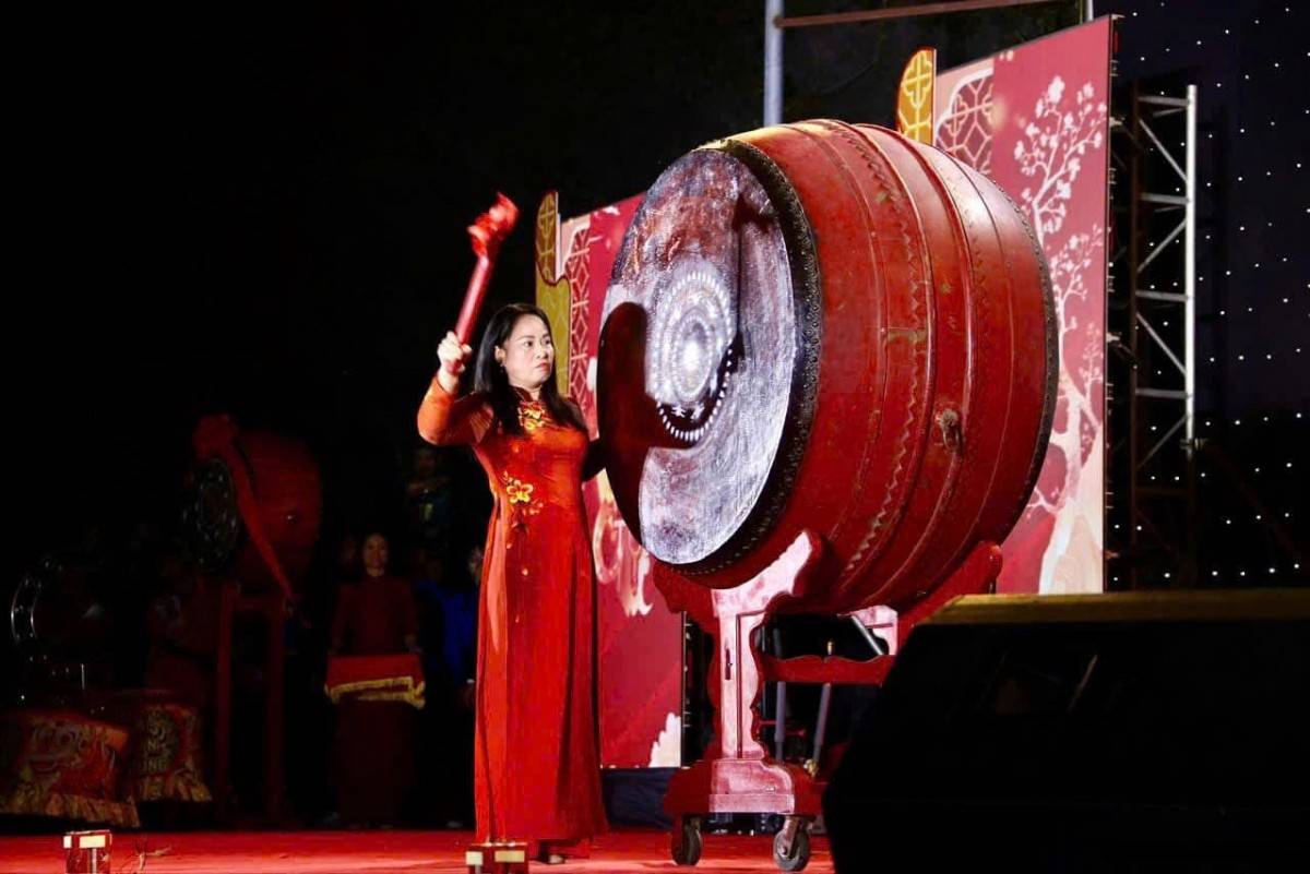 Độc đáo lễ hội truyền thống Núi Voi