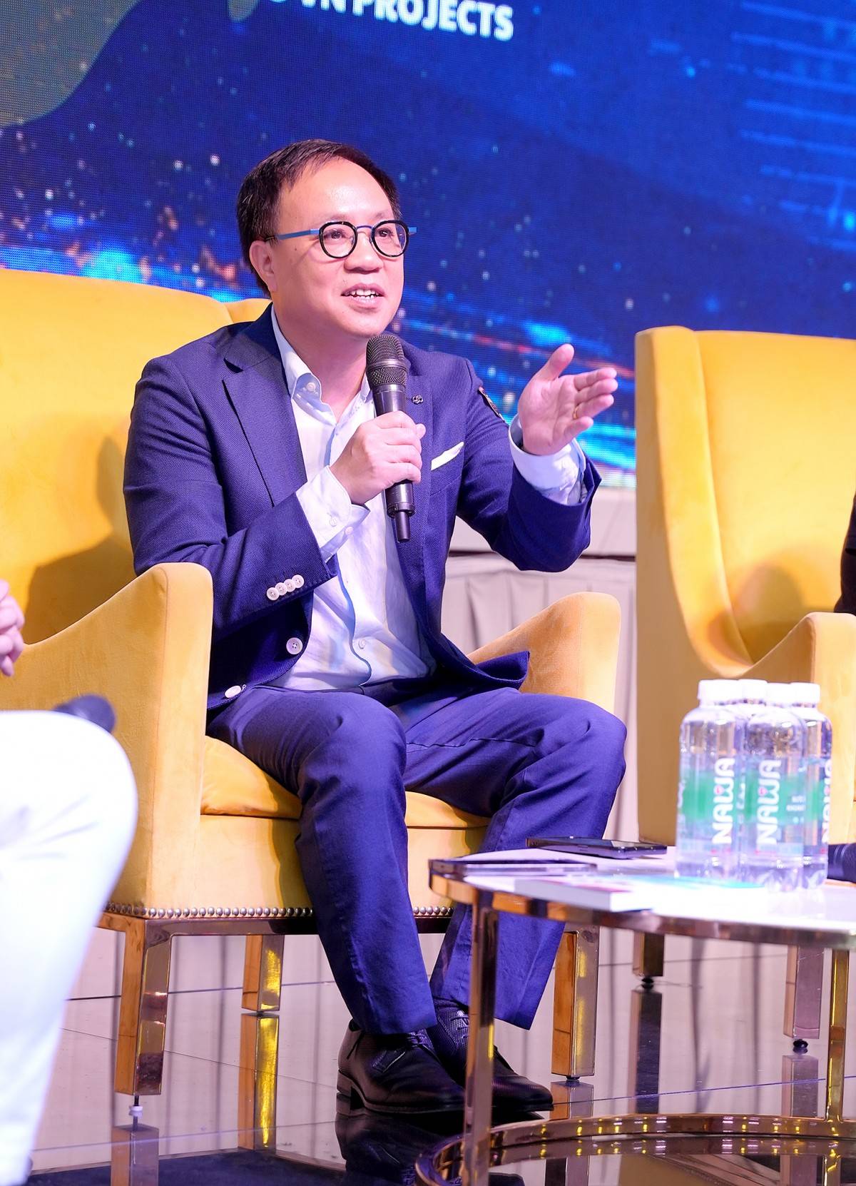 Doanh nhân Ngoại thương - Vươn mình thế giới