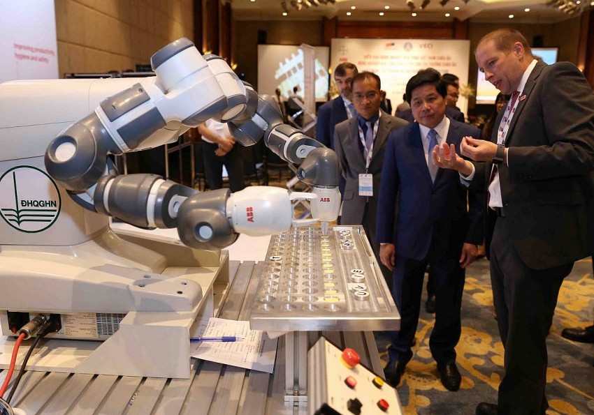 Phát triển khoa học - công nghệ: Cơ chế tài chính là “điểm nghẽn của điểm nghẽn”