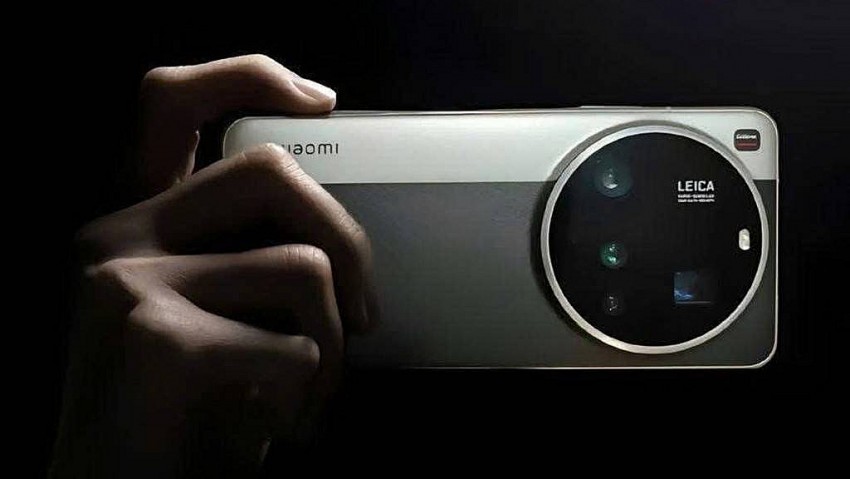 Như các rò rỉ trước đây, thiết bị có ngoại hình mang hơi hướng của chiếc máy ảnh Leica M11 nổi tiếng. 