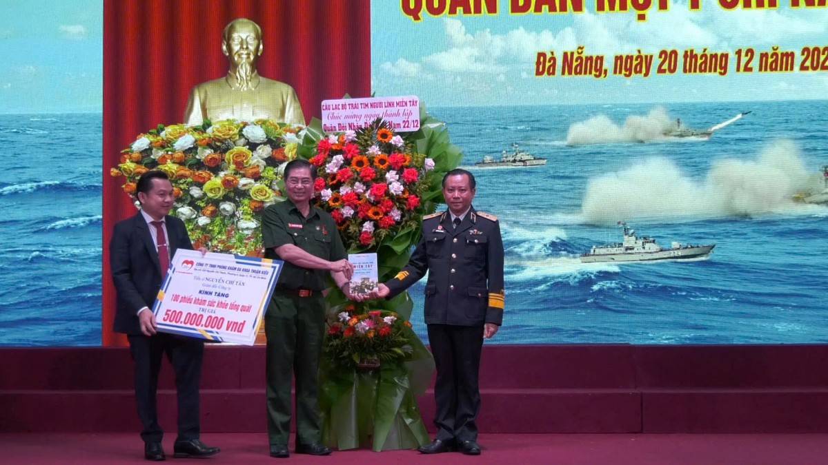 CLB còn tham gia Hội nghị Quân Dân Một Ý Chí với vùng 3 Hải Quân 