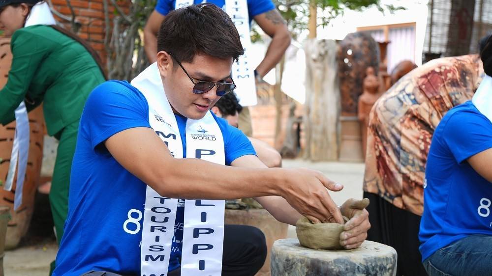 Hưng Nguyễn - Nam vương Việt Nam đăng quang Mister Tourism World 2025