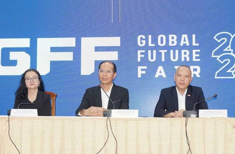 Global Future Fair - Dự án “Trải thảm đỏ đón nhân tài”