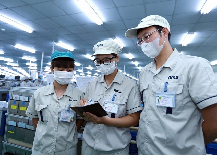 Đề xuất nhiều khoản thu nhập không phải đóng bảo hiểm xã hội