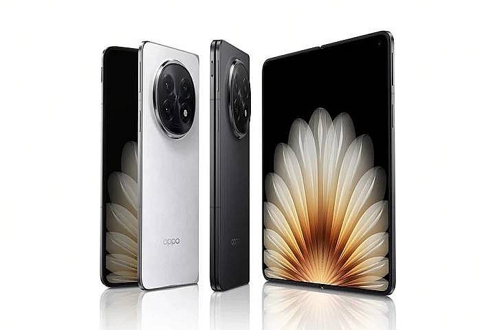 là smartphone gập mỏng nhất thế giới hiện tại, vượt qua Honor Magic V3 (4,35 mm khi mở và 9,3 mm khi gập).