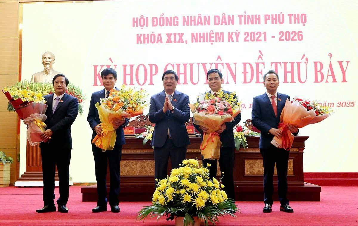 Phú Thọ có tân Phó Chủ tịch HĐND tỉnh, Phó Chủ tịch UBND tỉnh, nhiệm kỳ 2021 - 2026