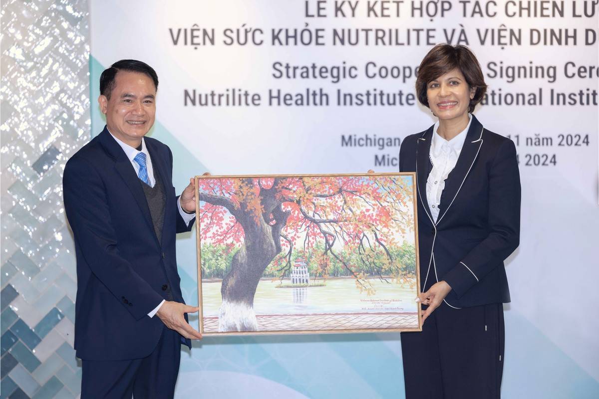  ông Trần Thanh Dương – Viện trưởng Viện Dinh dưỡng Quốc gia và đại diện