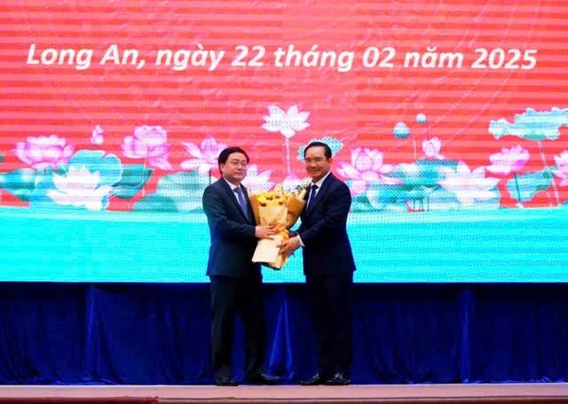Ông Nguyễn Văn Quyết giữ chức Bí thư Tỉnh ủy Long An nhiệm kỳ 2020 - 2025