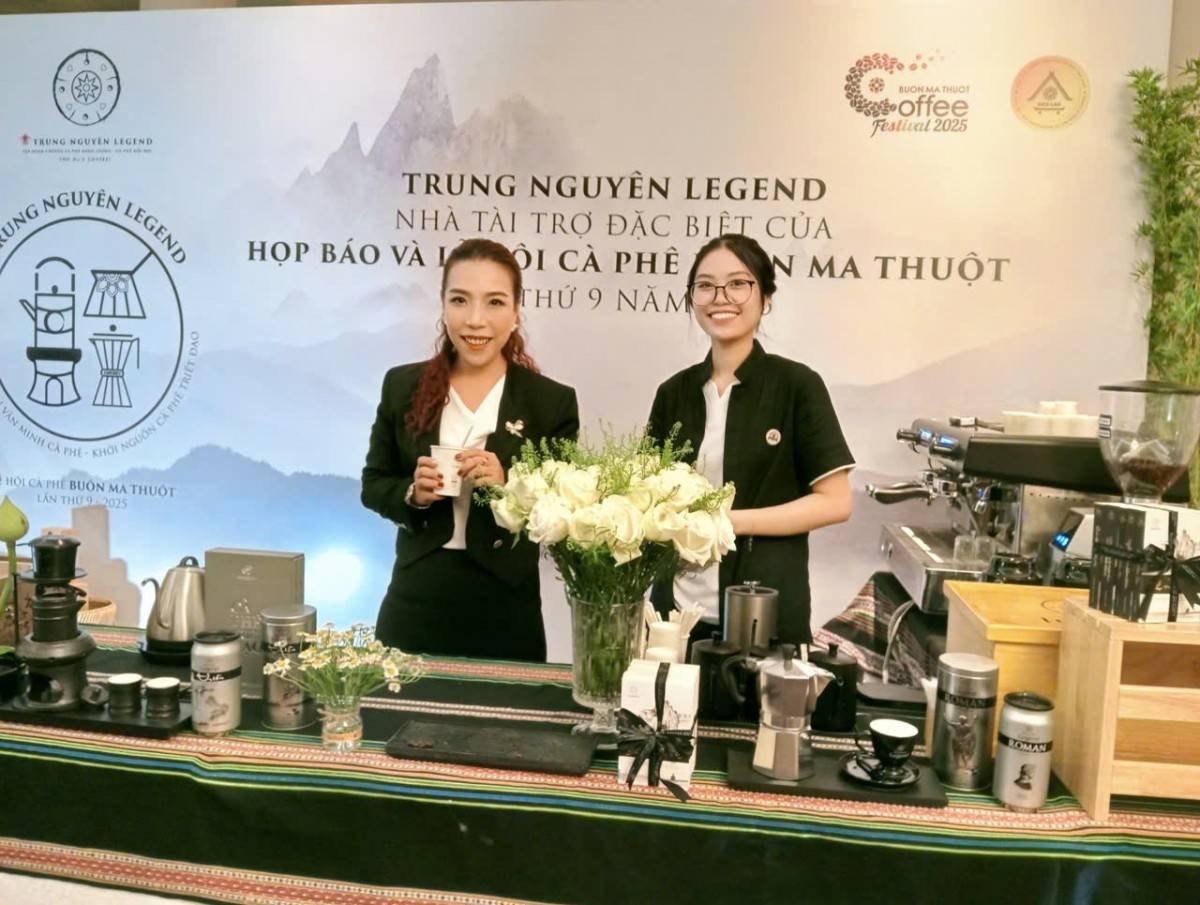 Gian hàng Cà phê Trung Nguyên Legend tại 