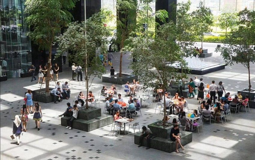 Một không gian xanh bên trong tòa nhà tòa Asia Square Tower 2 ở Singapore. (Nguồn: dentoncorkermarshall) Một không gian xanh bên trong tòa nhà tòa Asia Square Tower 2 ở Singapore. (Nguồn: dentoncorkermarshall)
