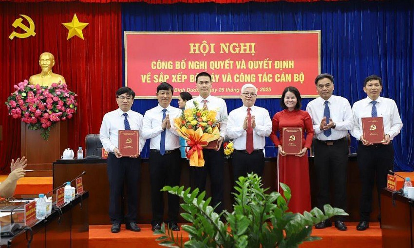 Bình Dương thành lập 6 Sở, bổ nhiệm cán bộ chủ chốt